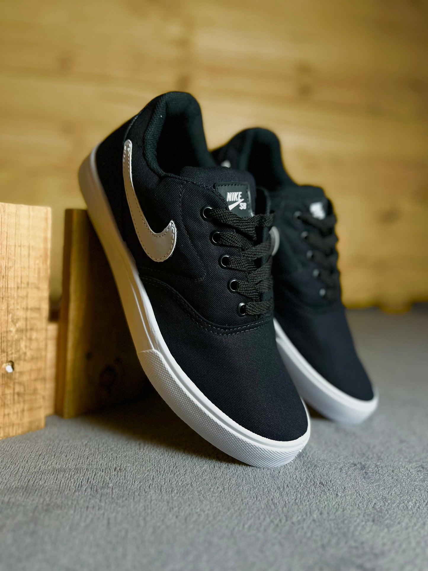 Tênis Nike Casual SB Charge Suede Preto